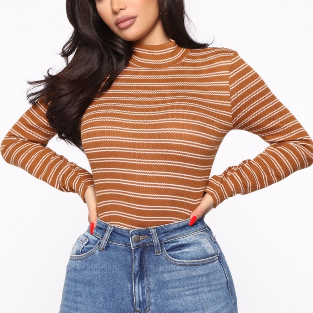 In Between The Lines Top - Camel/combo